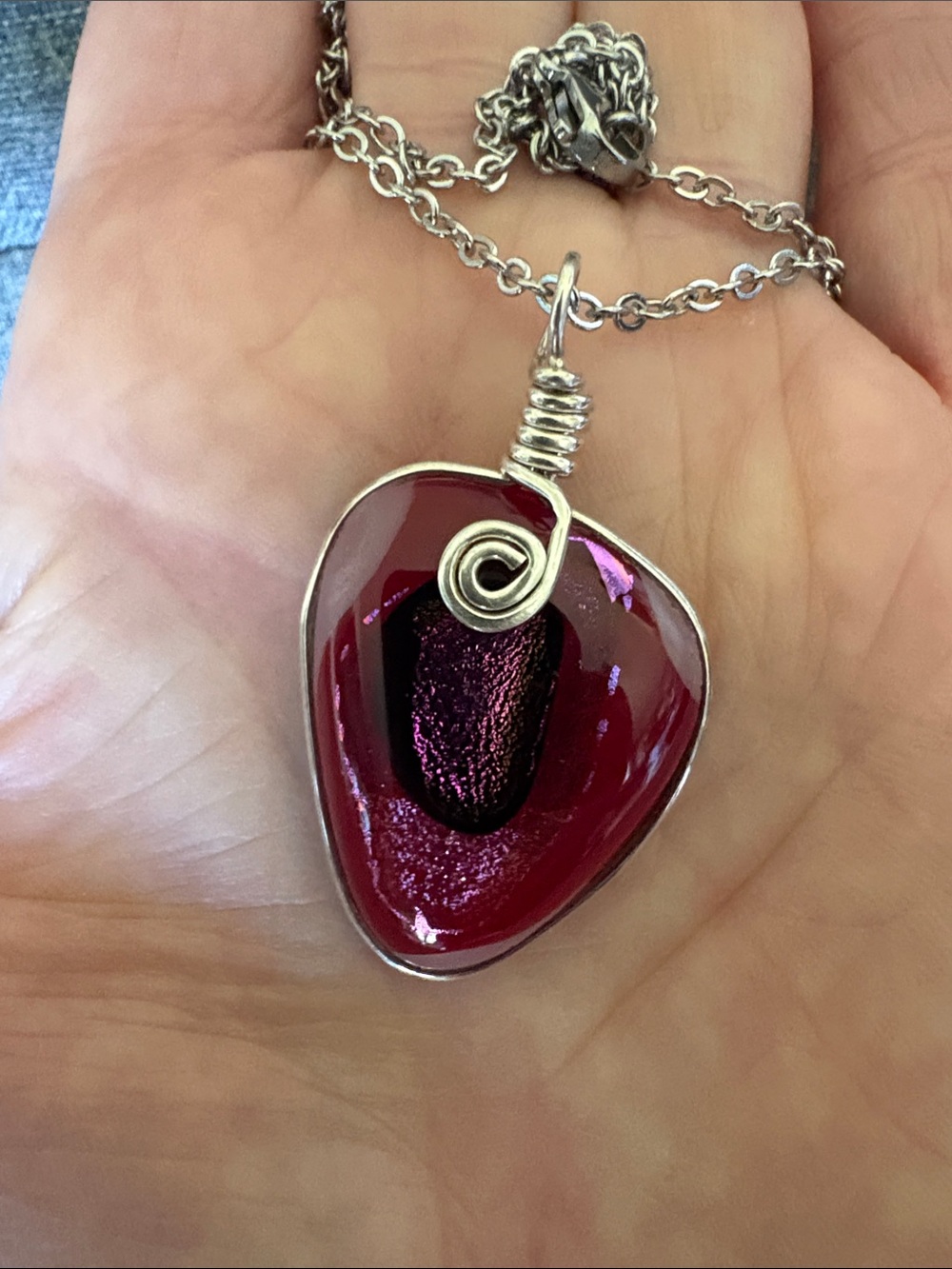 Handmade Red Glass Oval Pendant with Dichroic Glass inside
Wrapped in Silver 925